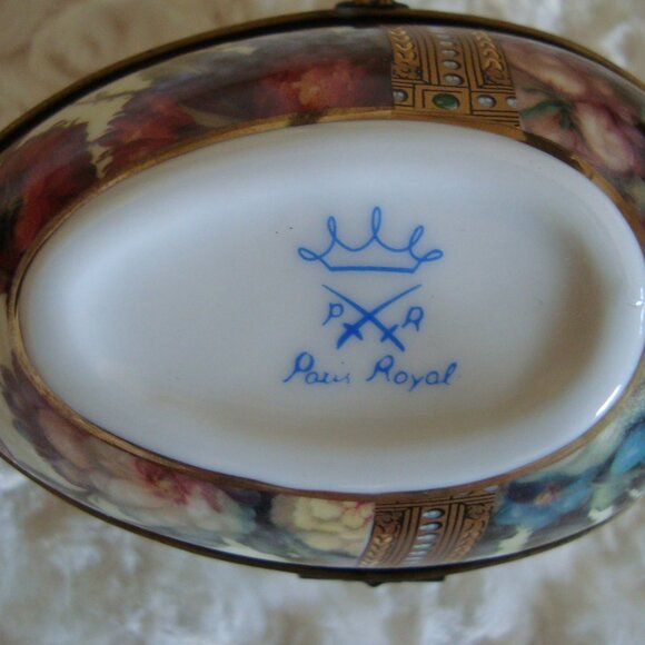 PARIS ROYAL Vintage Egg Ceramic Trinket Box - Picture 8 of 8